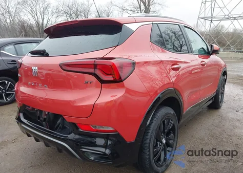 2024 Buick Encore Gx Sport Touring Awd z USA, uszkodzony, nr VIN KL4AMESL1RB182607